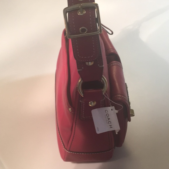 Coach Legacy NWT RASPBERRY - Picture 8 of 10